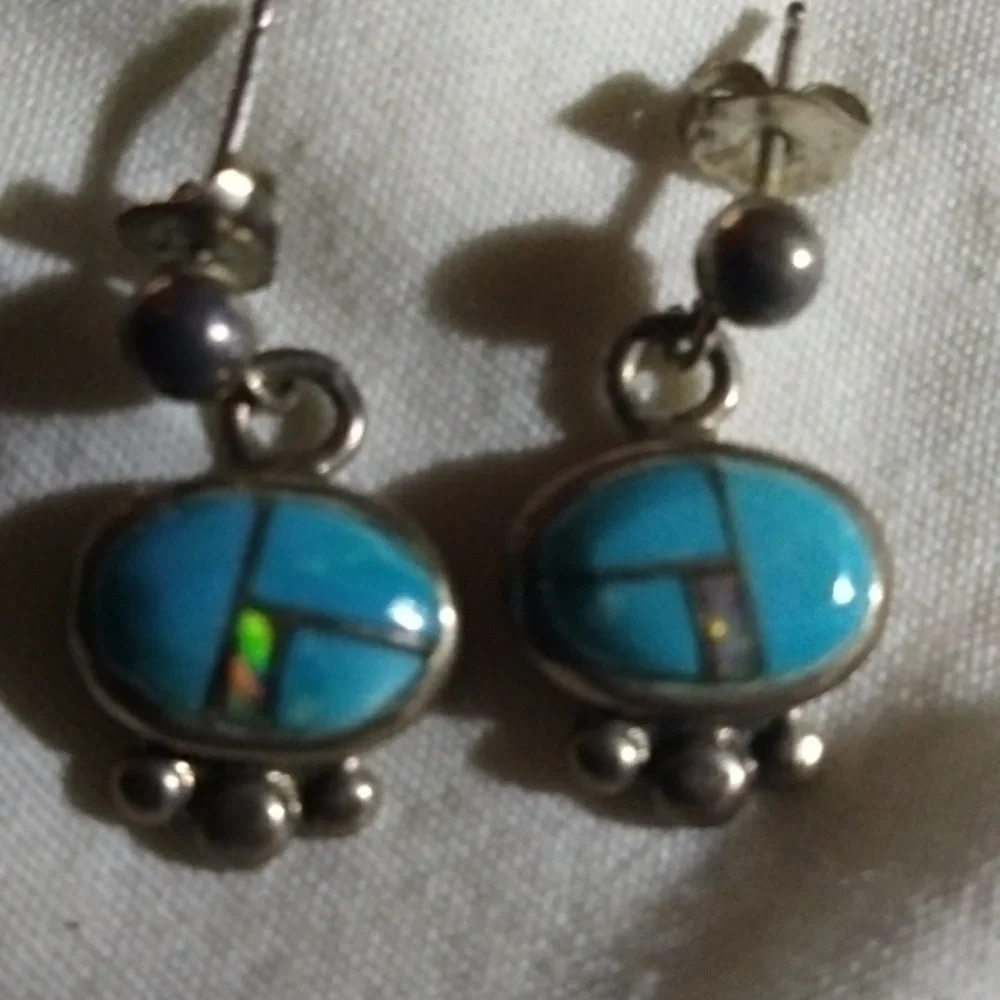 Handmade Turquoise Earrings (inlay) - Picture 4 of 4